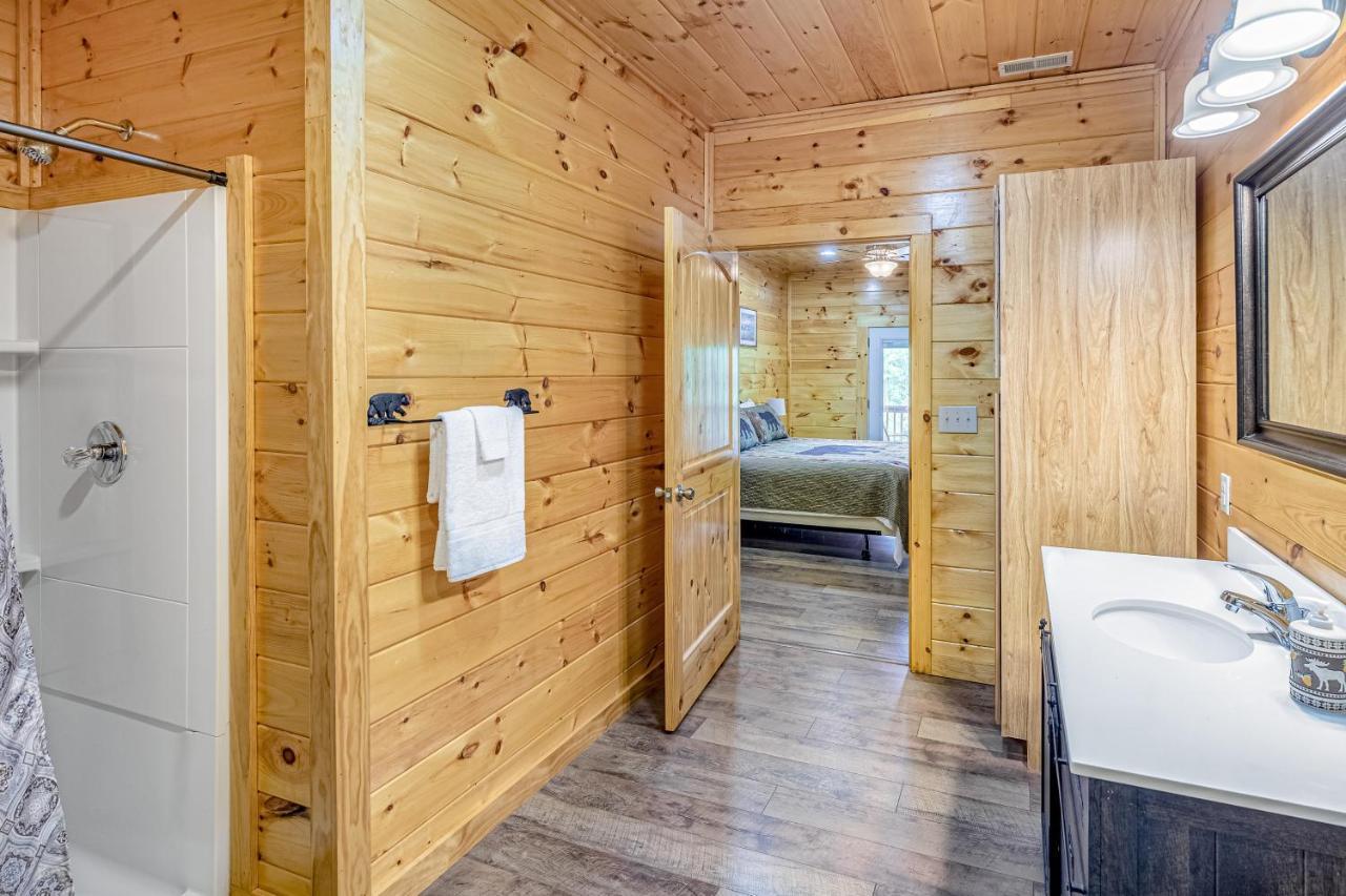 Hilltop Cabin Брайсон-Сити Экстерьер фото