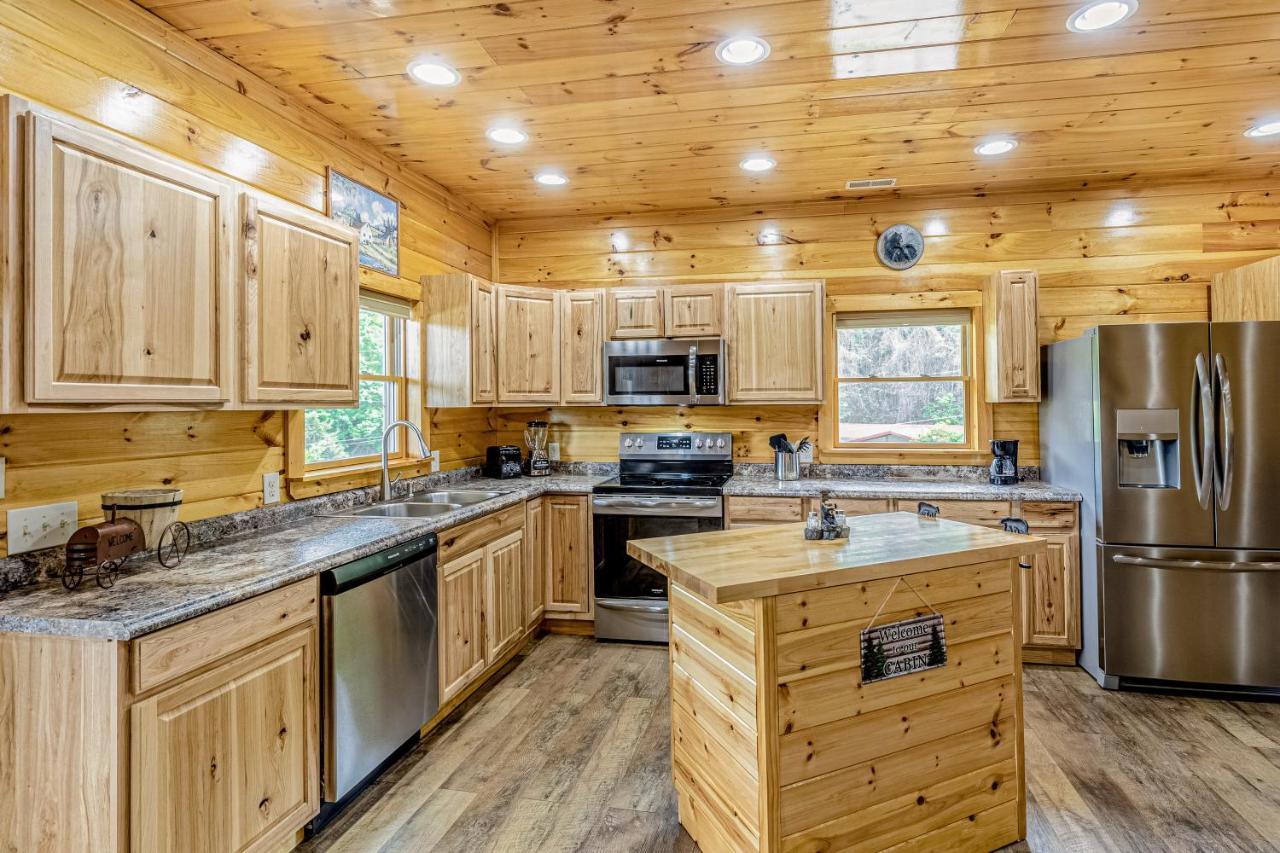 Hilltop Cabin Брайсон-Сити Экстерьер фото